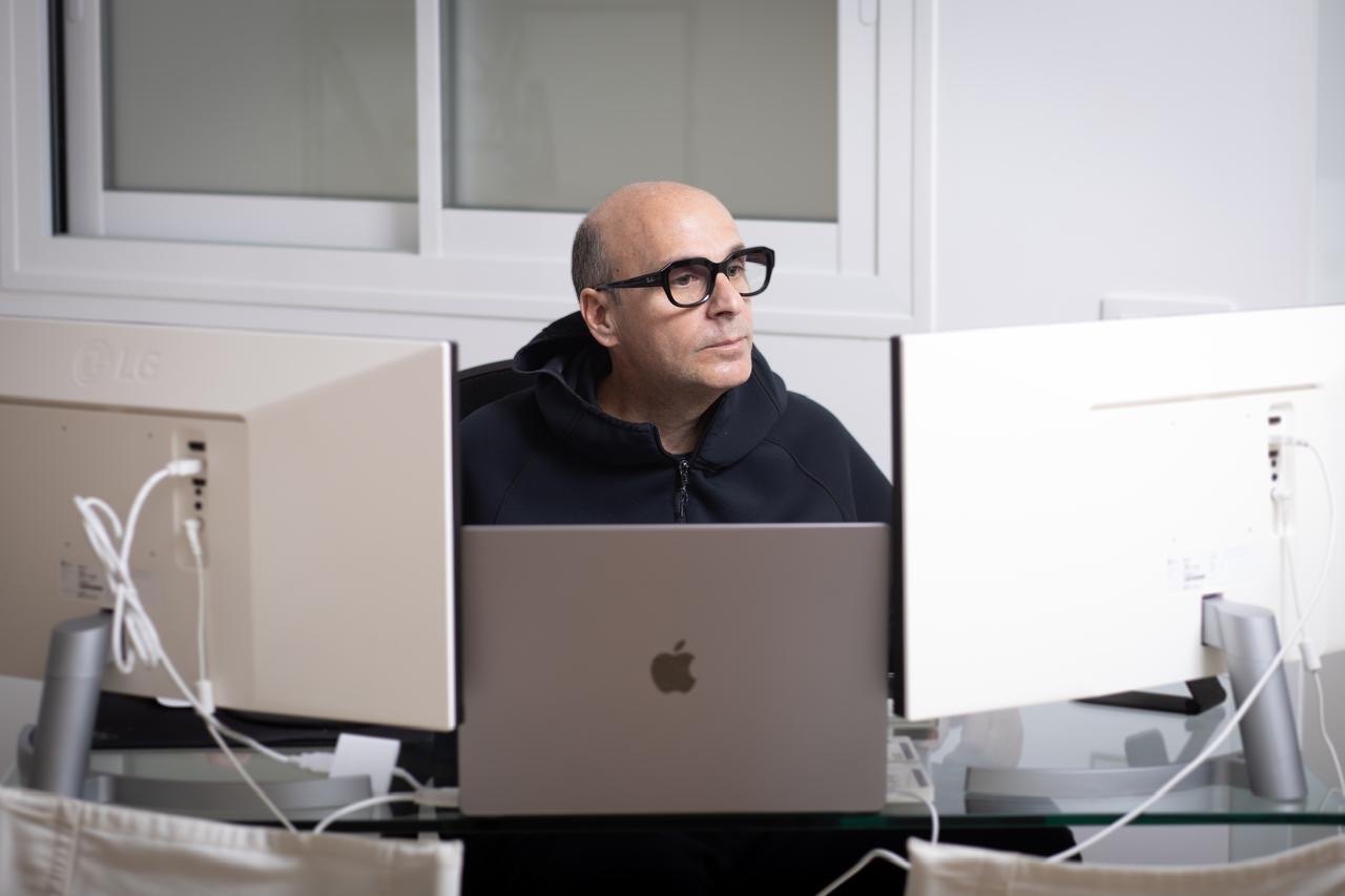 Elias Sultan at work on the SellerFlow decision engine